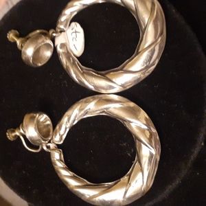 VINTAGE STERLING EARRINGS SCREW ONS 925